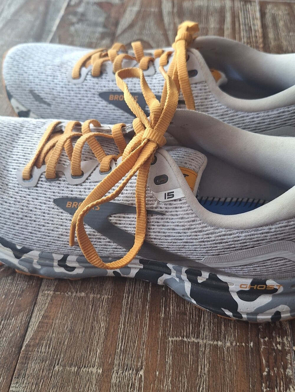 Brooks Ghost Women's Running Shoes Size 9 Lightweight White/Gray Athletic Shoe - Picture 6 of 9